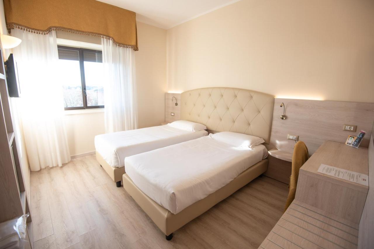 Hotel Castello Artemide Congressi Castel San Pietro Terme Eksteriør bilde