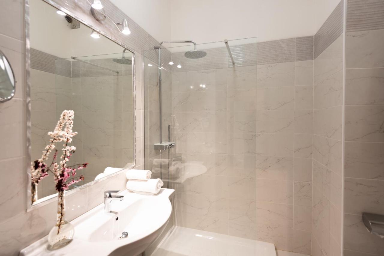 Hotel Castello Artemide Congressi Castel San Pietro Terme Eksteriør bilde