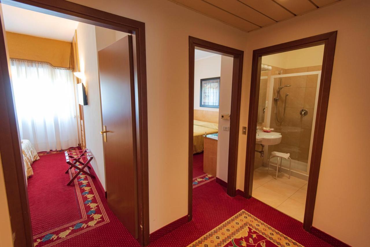 Hotel Castello Artemide Congressi Castel San Pietro Terme Eksteriør bilde