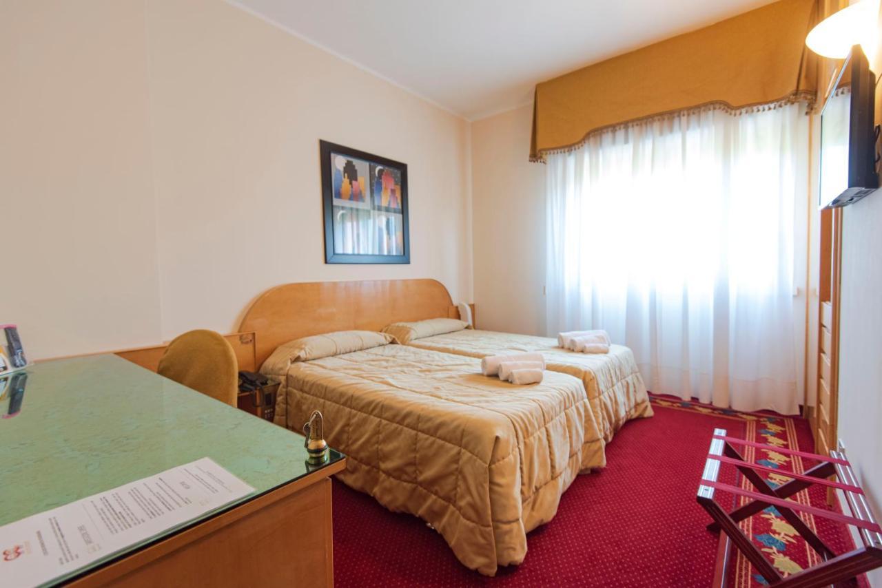 Hotel Castello Artemide Congressi Castel San Pietro Terme Eksteriør bilde