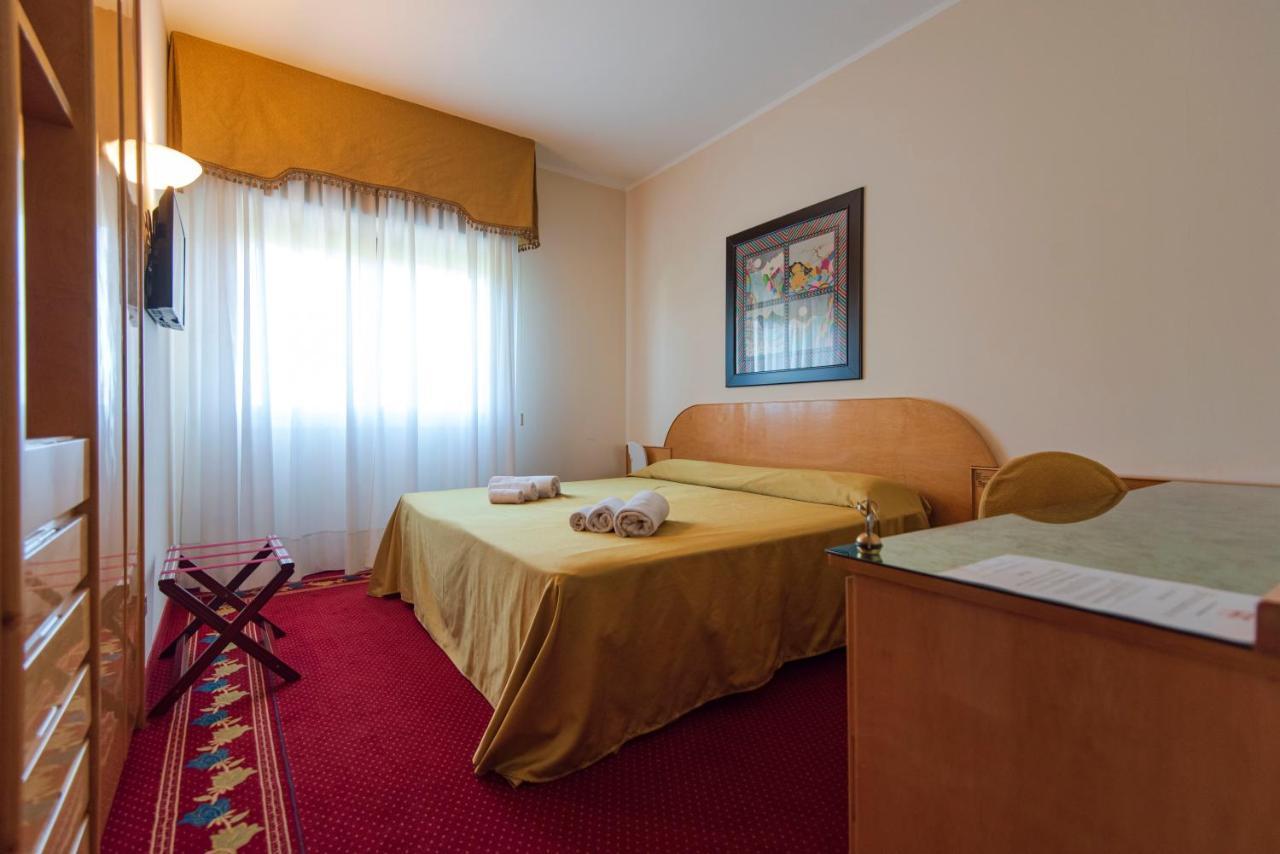 Hotel Castello Artemide Congressi Castel San Pietro Terme Eksteriør bilde